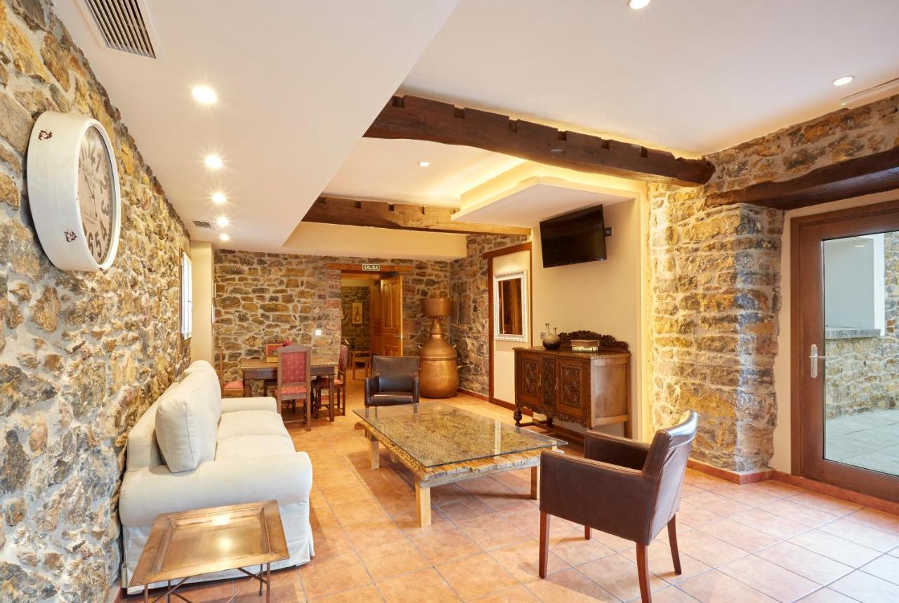 דירות Murias Casa Josefa מראה חיצוני תמונה